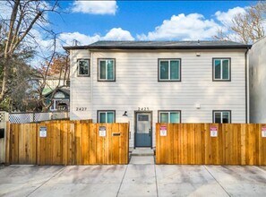 Building Photo - 2 bedroom / 1 bath | Midtown Duplex Available Now