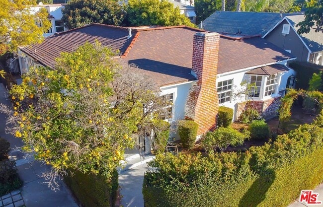 Building Photo - 958 N Vista St