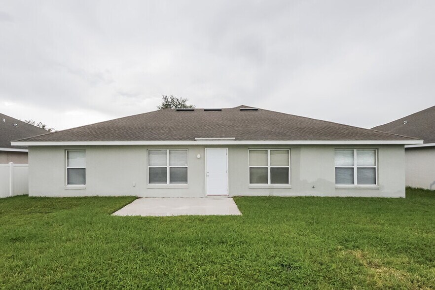 Building Photo - 2151 Antler Dr