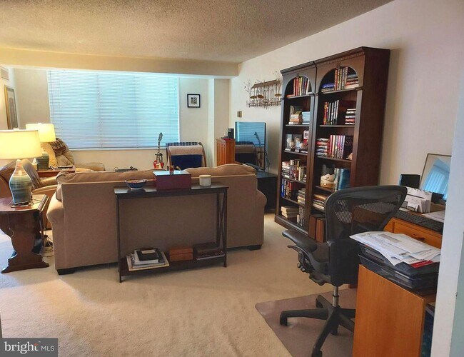 Building Photo - 5225 Pooks Hill Rd