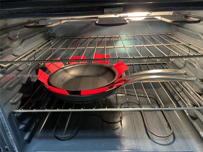 Building Photo - 41 SE 5th St