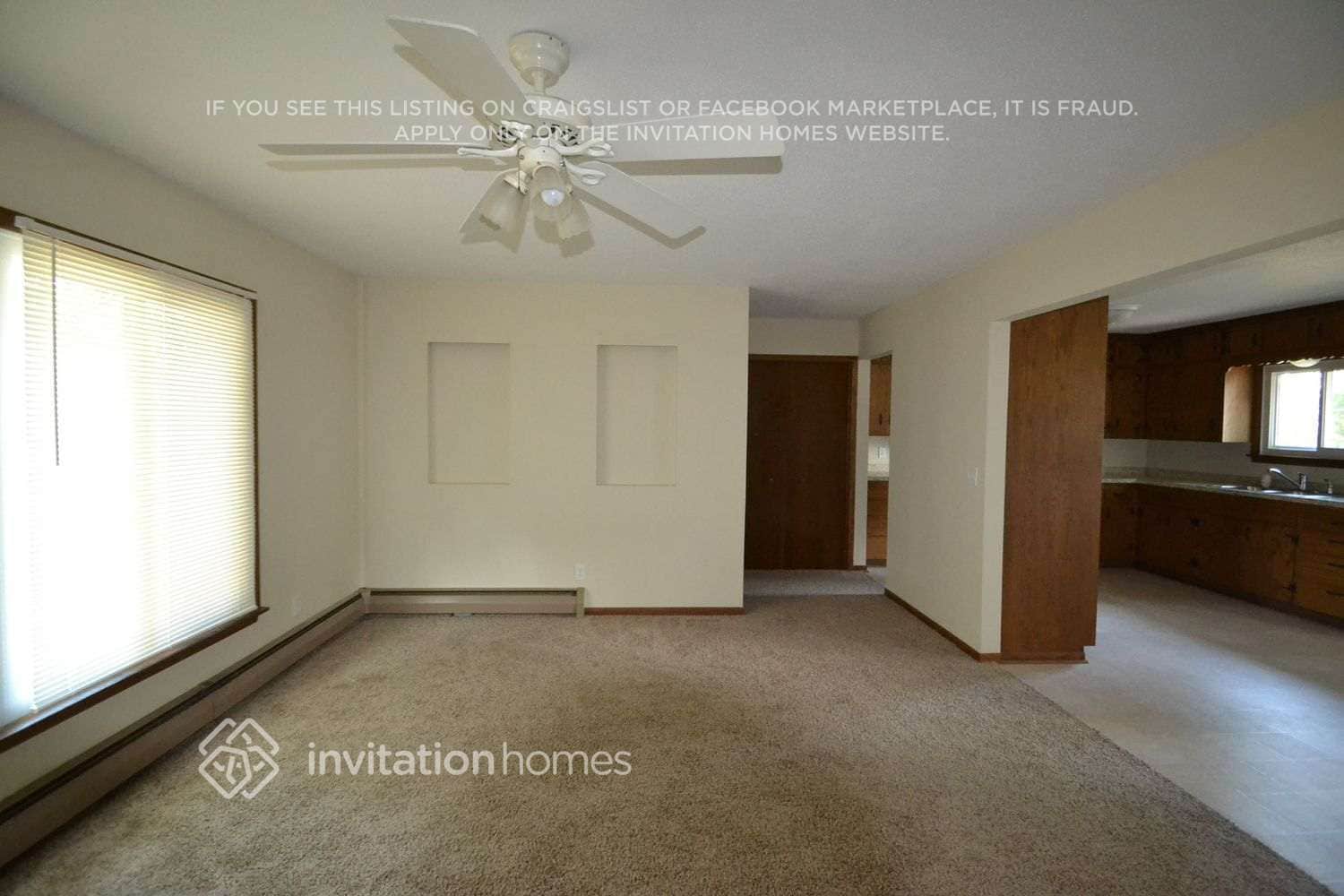 Building Photo - 1115 Madison St S