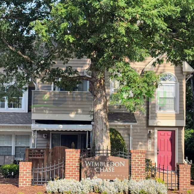 Building Photo - 401 Henley Ct