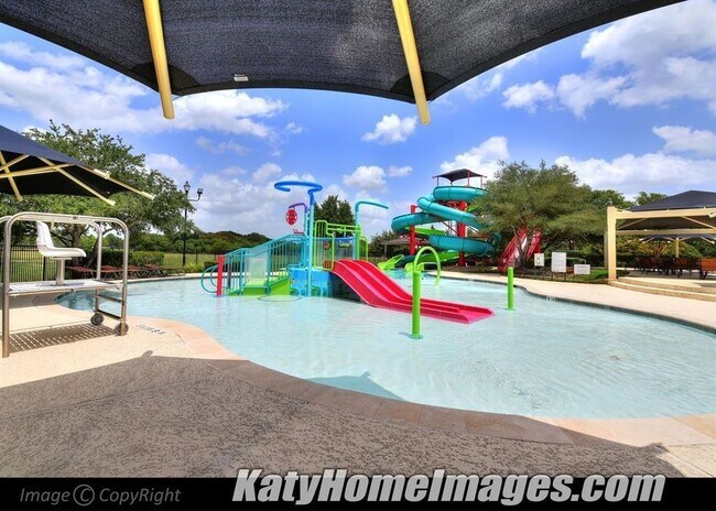 Building Photo - 28259 Daystrom Ln