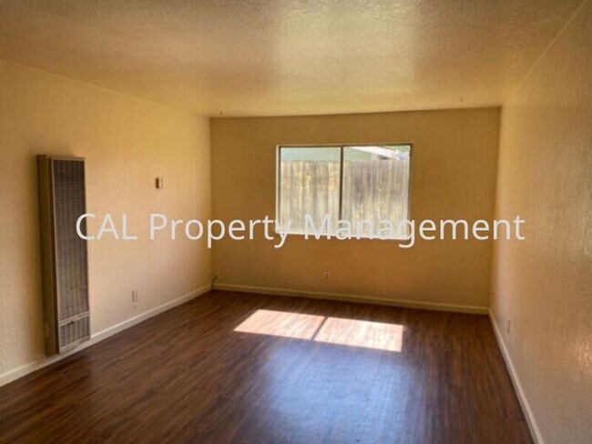 Building Photo - Cozy 1-Bedroom Apartment in the Heart of King City, CA