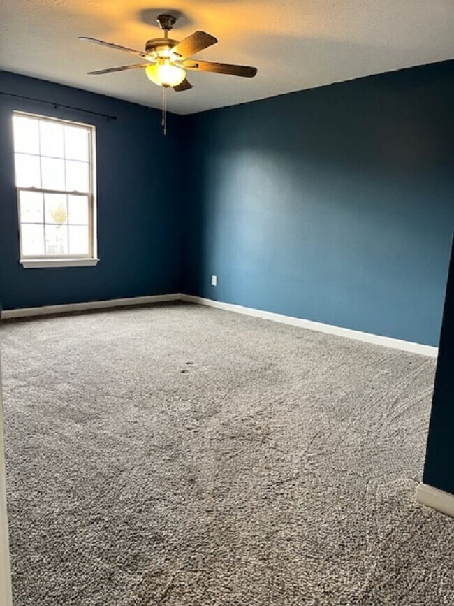 Building Photo - 156 Madison Rae Blvd