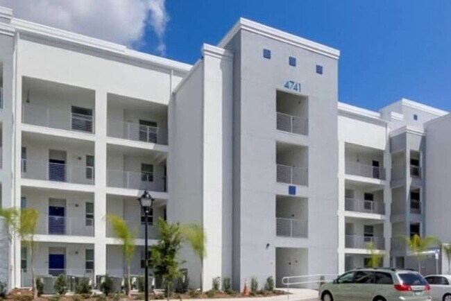 Building Photo - 4741 Clock Tower Dr