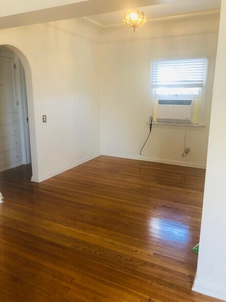 Building Photo - 3522 Lemon Ave