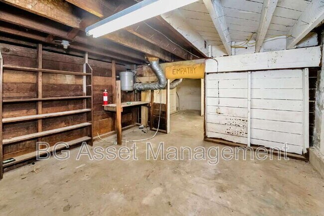 Building Photo - 2801 Sabral Cir