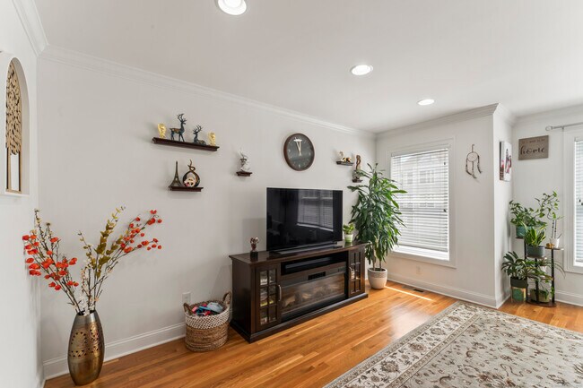 Building Photo - 403 Copper Square Dr
