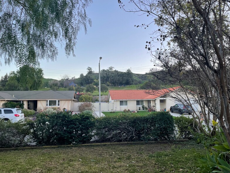 Building Photo - 25660 Allen Way