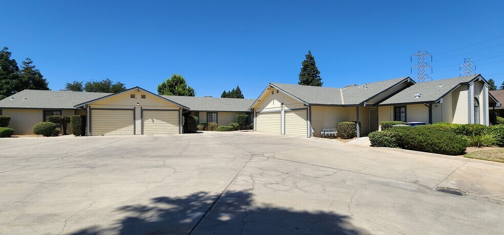 4629 N Charles Property Overview - 4629 N Charles Ave