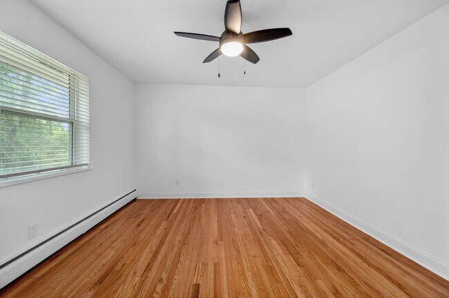 3428 Woodford Rd_Unit 6_CincyPhotoPro-7323 - The Reserves at Woodford