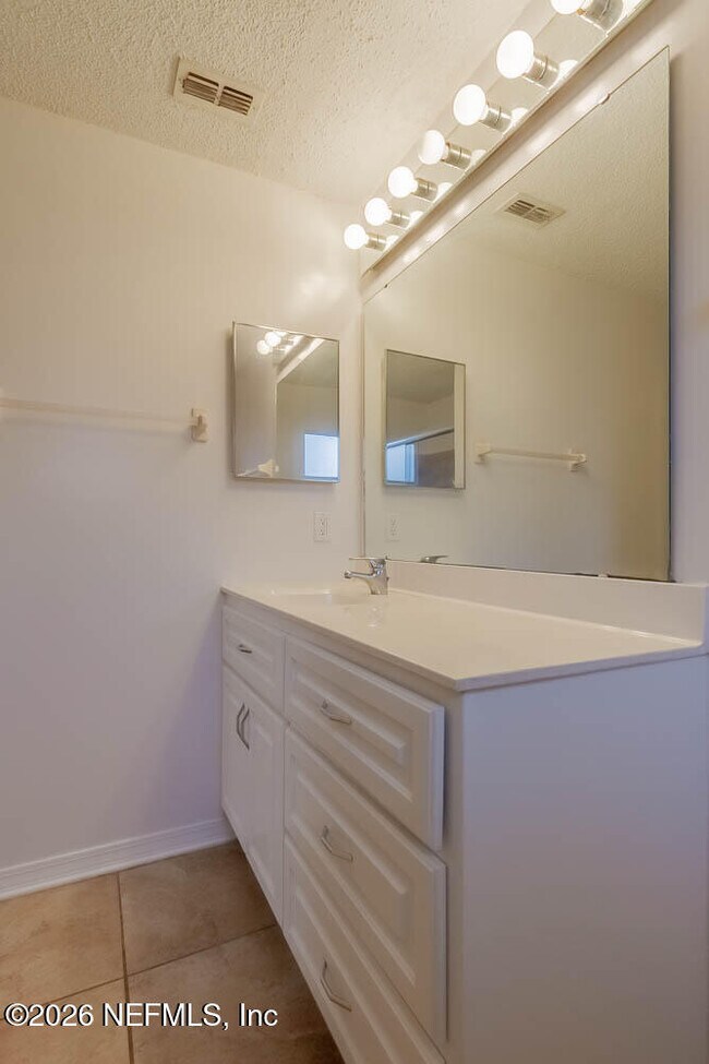 Building Photo - 7760 Allspice Cir W