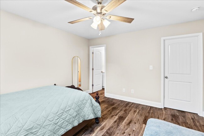 Building Photo - Pristine 3 Bed 2 Bath Home in Dalton