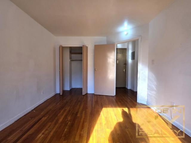 Building Photo - 1 bedroom in FLUSHING NY 11354