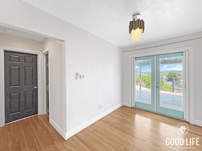 Building Photo - Unique 3BD/2BA Home in El Cerrito with Panoramic Views, Trex Deck & Large Yard