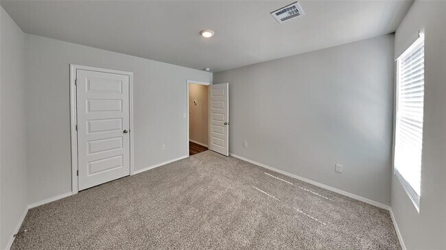 Building Photo - 21164 River Mist Dr