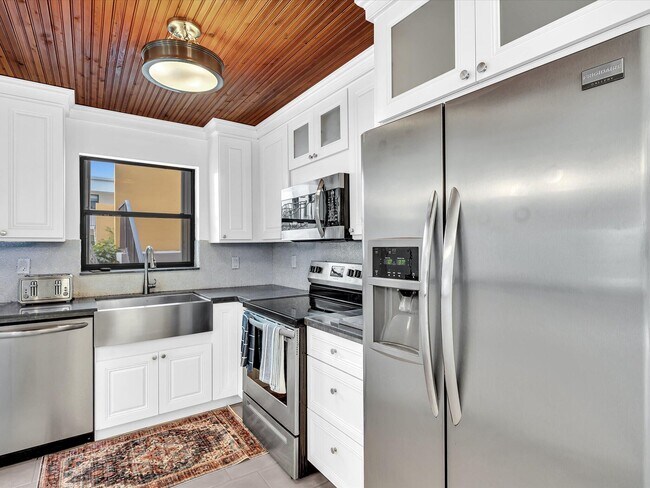 Building Photo - 524 Osprey Dr