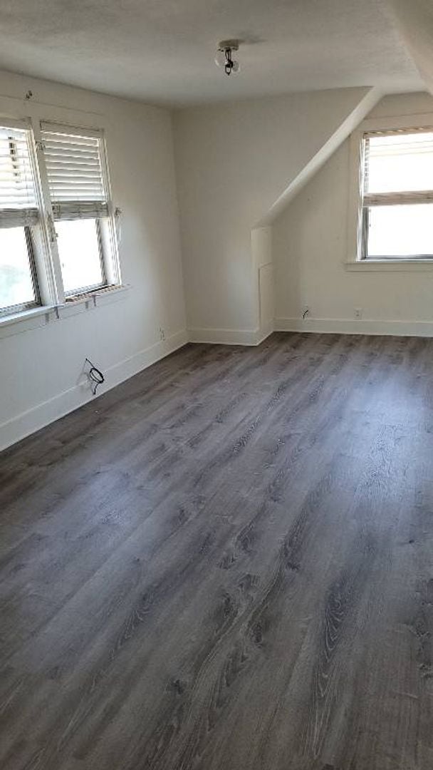 Building Photo - 765 Plumas St