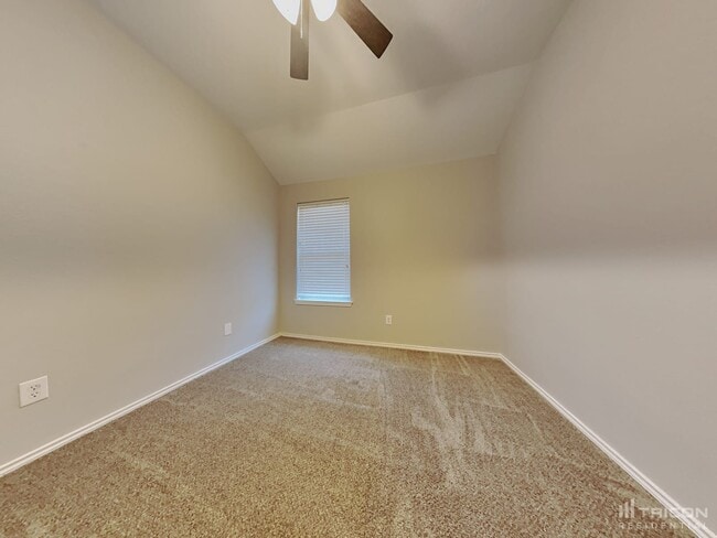 Building Photo - 13233 Evergreen Dr