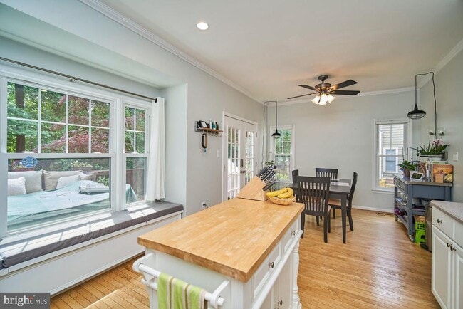 Building Photo - 1230 Weatherstone Ct