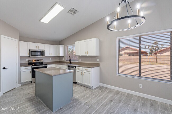 Building Photo - 4545 N 67th Ave