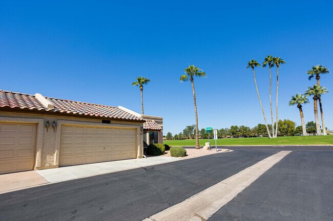 Building Photo - 7946 E Fountain Cove