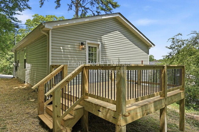 Building Photo - 3408 Jones St