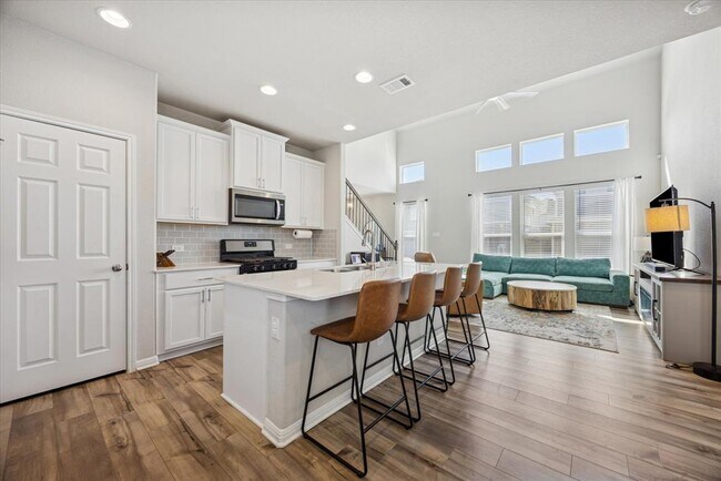 Building Photo - 12000 Corsicana Trl