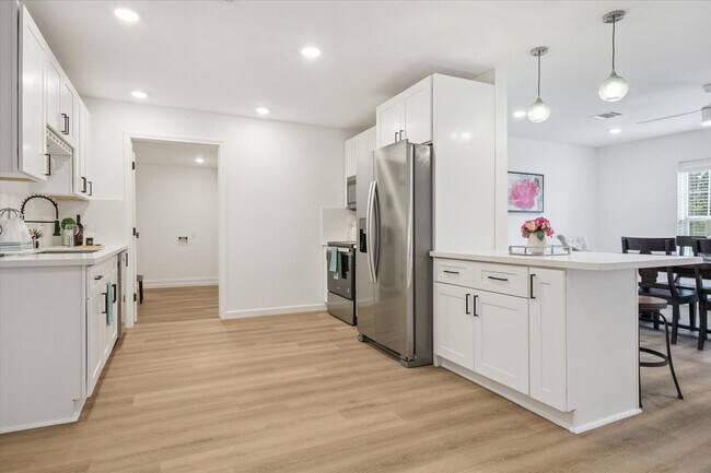 Primary Photo - 9206 St Lo Rd