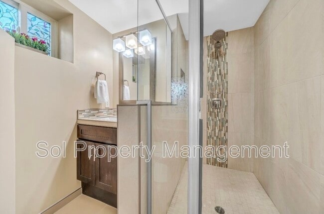 Building Photo - 20800 Locust Dr