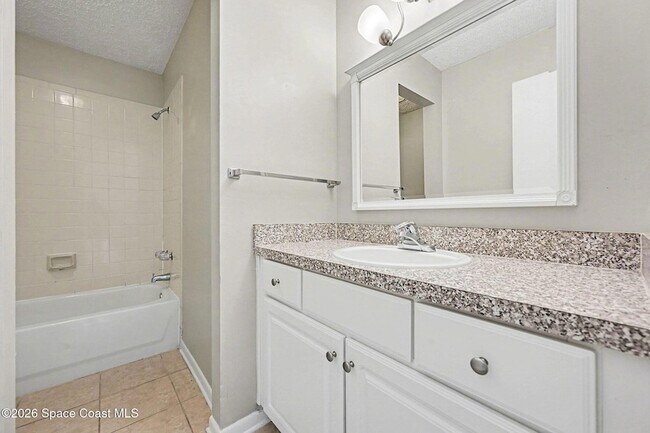 Building Photo - 3590 Sable Palm Ln