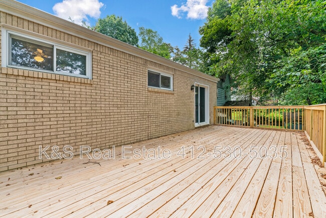 Building Photo - 318 McCutcheon Ln