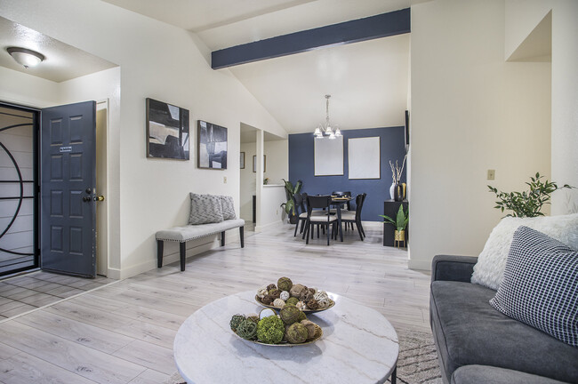 Building Photo - 131 Trident Ct