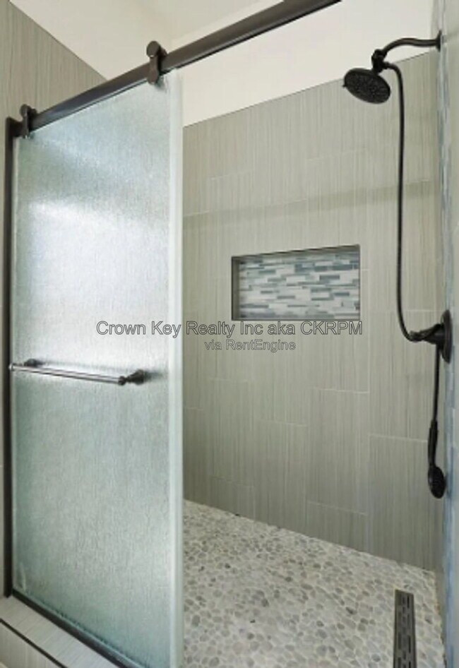 Building Photo - 229 Wisteria Ln