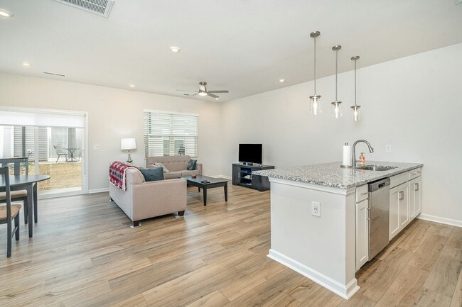 Building Photo - 2219 Endeavor Run