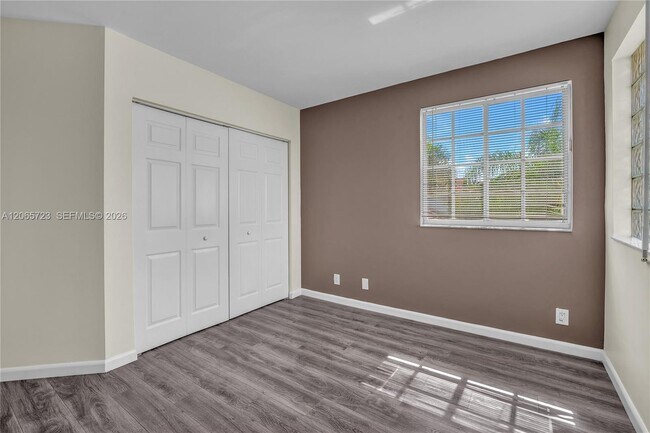 Building Photo - 3698 San Simeon Cir