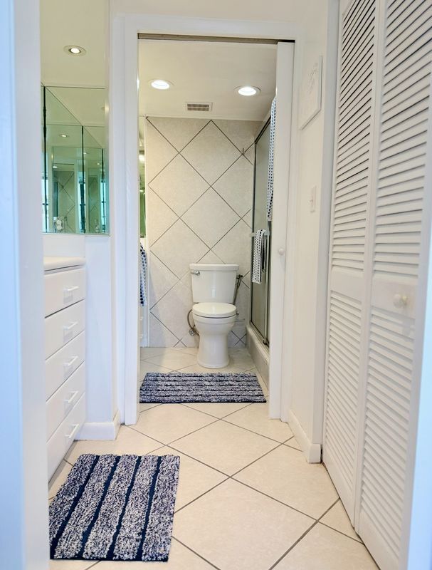 Building Photo - 1390 Ocean Dr