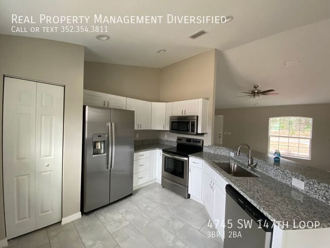 Building Photo - 4745 SW 147 Loop