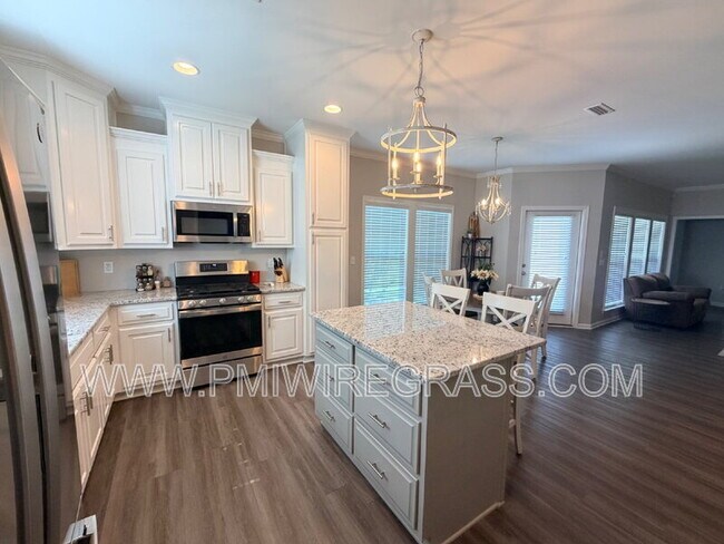 Building Photo - 538 Ridgeland Rd