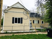 Building Photo - Renovated 2 bedroom in the Russell neighborhood! *Section 8 accepted*