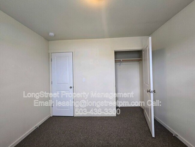 Building Photo - 1806 College St