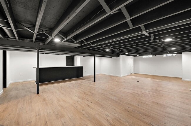 Building Photo - 11489 Anna Lisa Dr