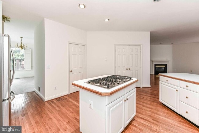 Building Photo - 3105 White Daisy Pl