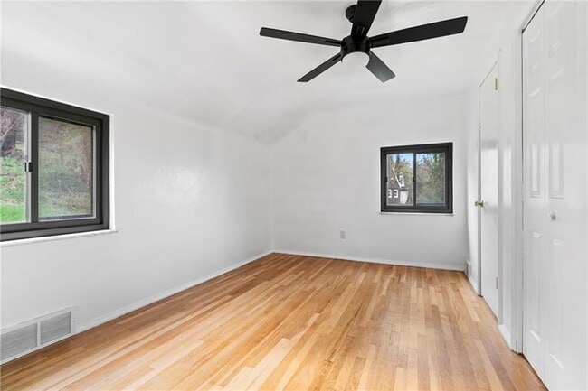 Building Photo - 5406 Verona Rd