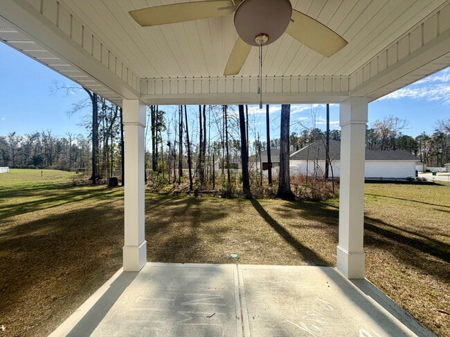 Building Photo - Four Bedroom Home in Heritage New Riverside!