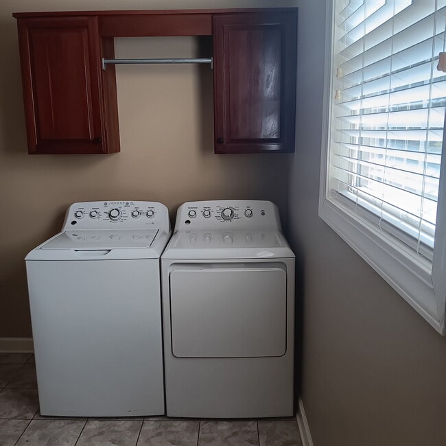 Building Photo - 62 Sommersby Dr