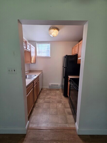 Kitchen - 152 Church St