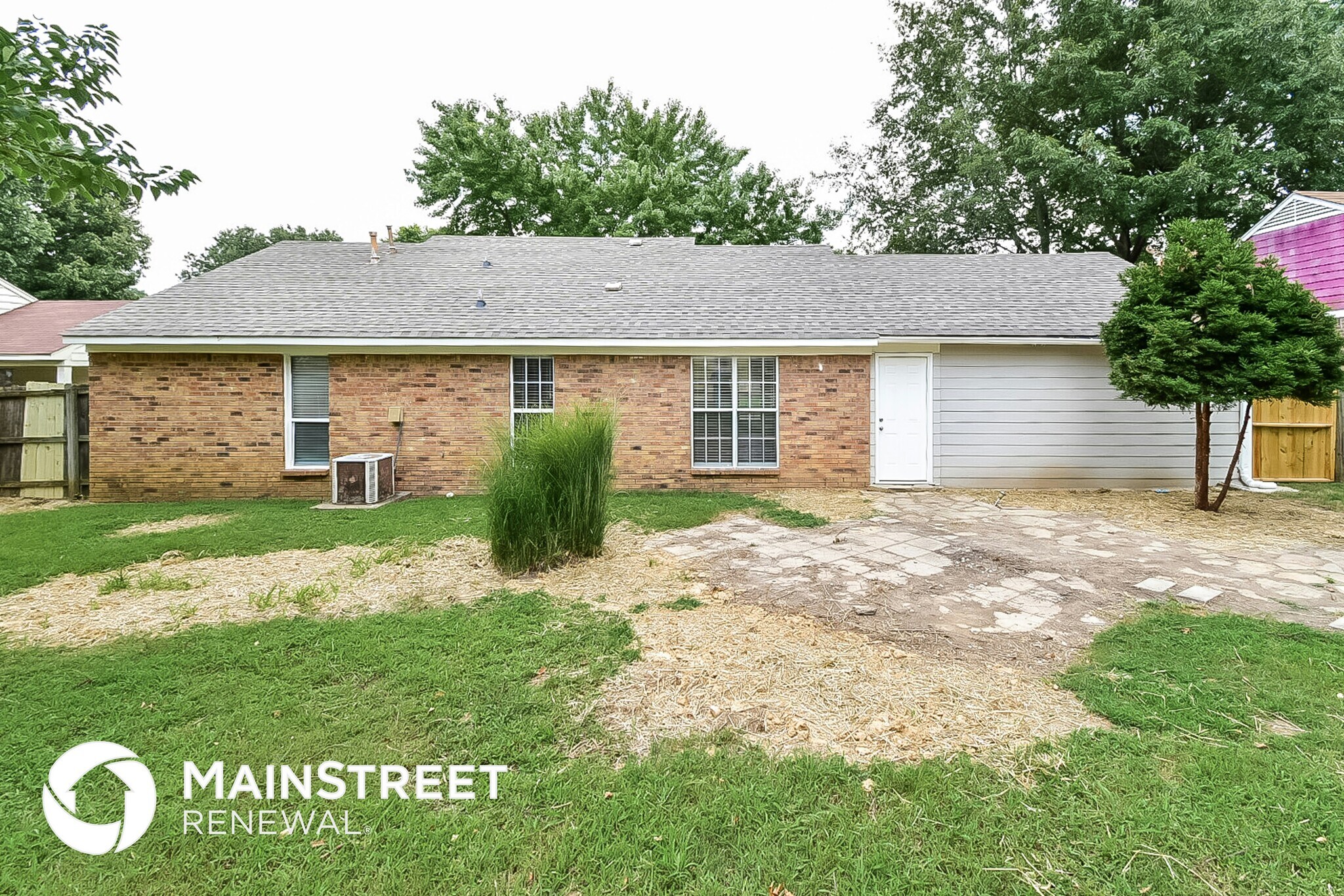 Building Photo - 6455 Walnut Grove Rd